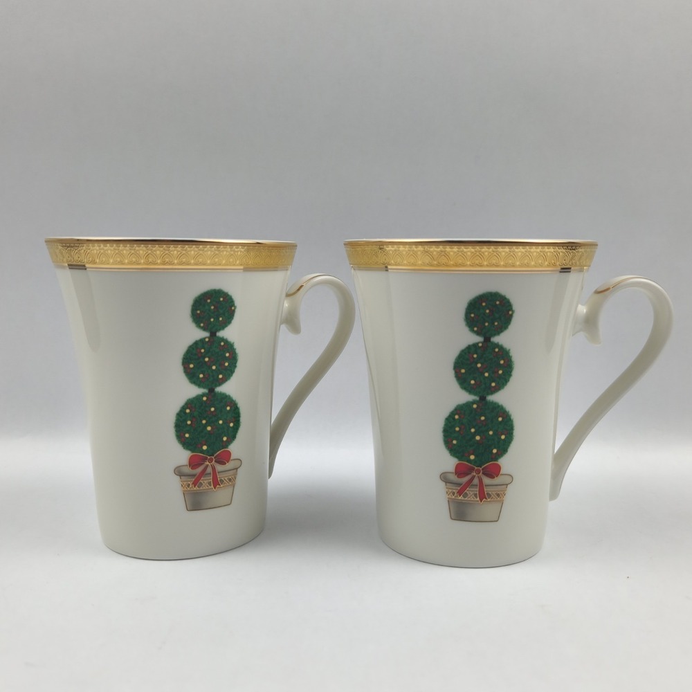 Mikasa Topiary Mugs x2 Christmas Cups Gold Heart Rim Fine China Discontinued
